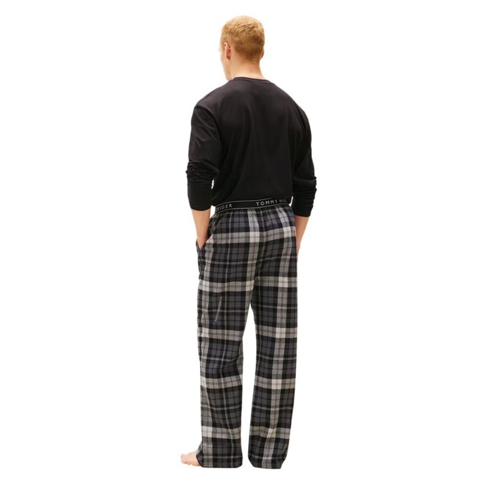 Tommy Hilfiger Mens Flannel Plaid Pajama Bottoms / Black - Picture 2 of 5